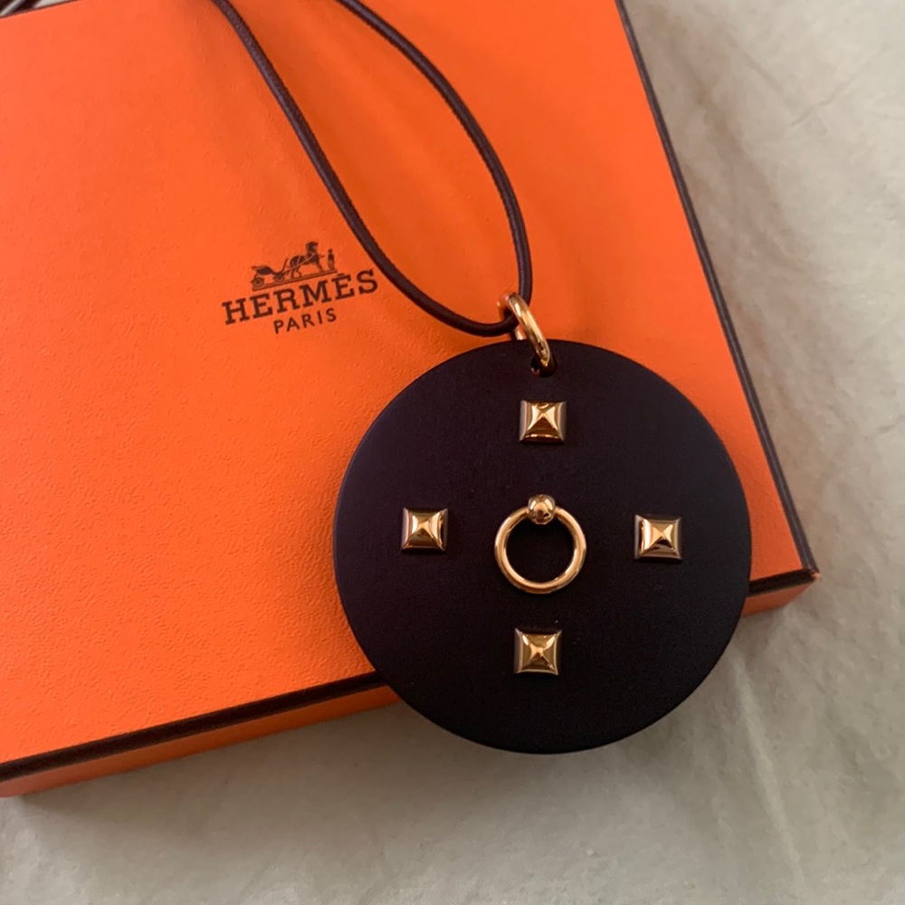 Hermes Pearwood Medor Pendant Necklace
